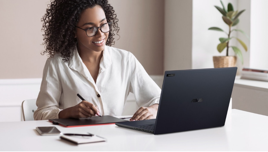 Laptop ASUS ExpertBook B3 B3604CVA-Q90182X Intel Core i7-1355U